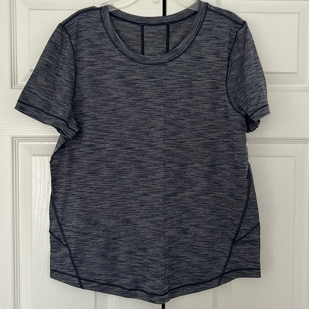 Luluelmon t-shirt